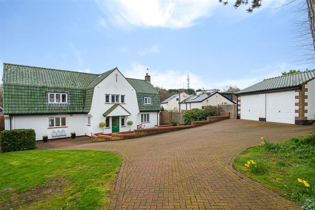 Property photo 1 of 21 Coopers Estate Agents