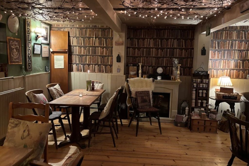 Property photo 2 of 7