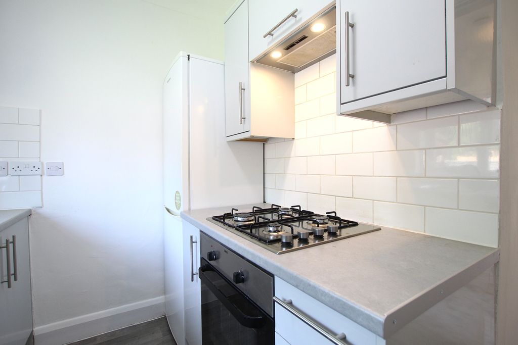 Property photo 3 of 12 3.Jpg