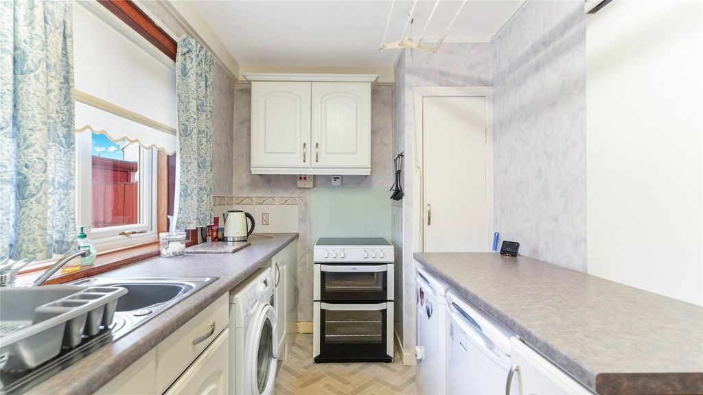 Property photo 3 of 26 Picture No. 03