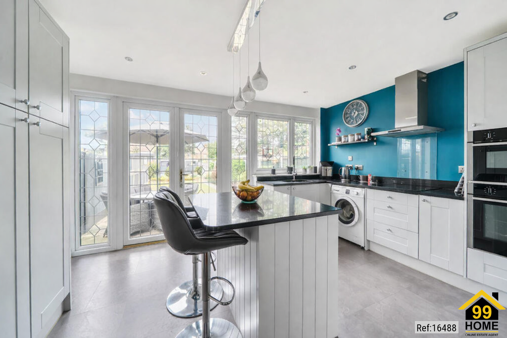 Property photo 1 of 16 Photo 0