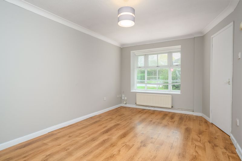 Property photo 3 of 10 Photo 3