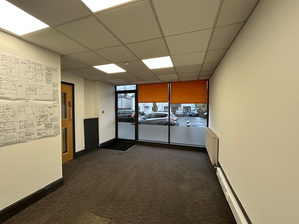 Property photo 3 of 8 Photo 15