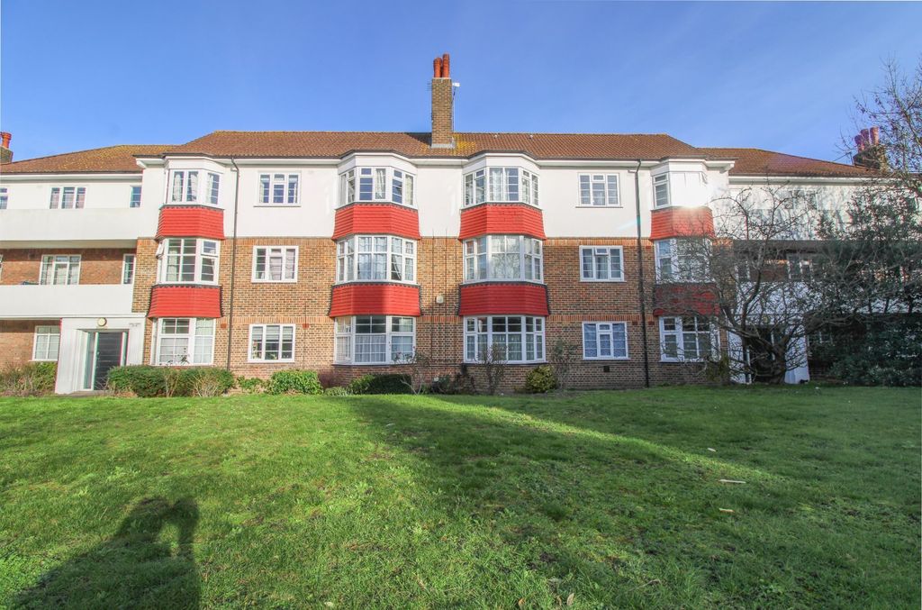 Property photo 1 of 8 Picture No. 06