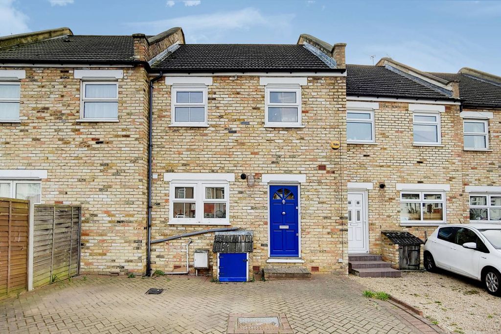 Property photo 1 of 10