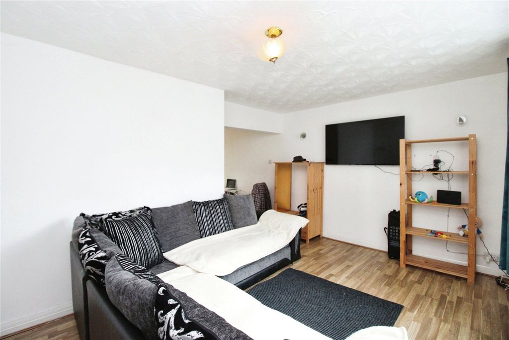 Property photo 3 of 13 Picture No. 07