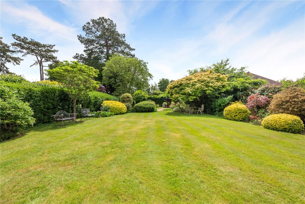 Property photo 2 of 22 Picture No. 62
