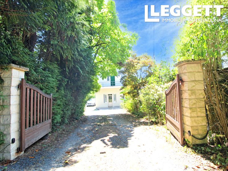 Property photo 2 of 10