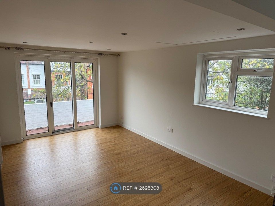 Property photo 2 of 4 Reception