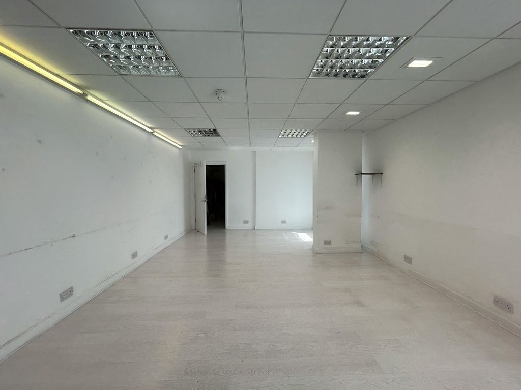 Property photo 2 of 10 Img_2944.Jpg