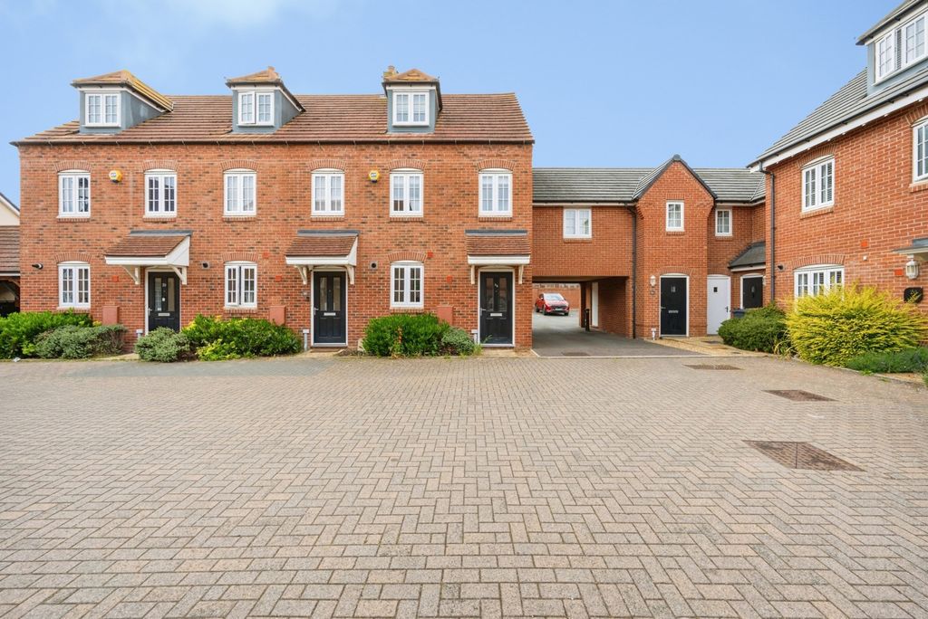Property photo 1 of 27 Pbox-Img.Jpg