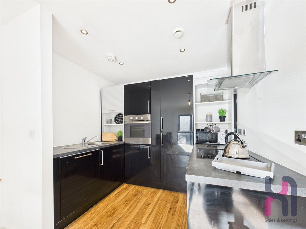 Property photo 2 of 7 Picture No. 08