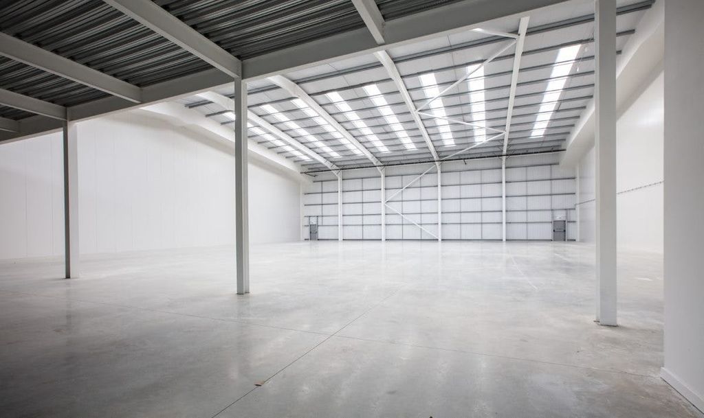 Property photo 3 of 45 15 Warehouse.Jpg