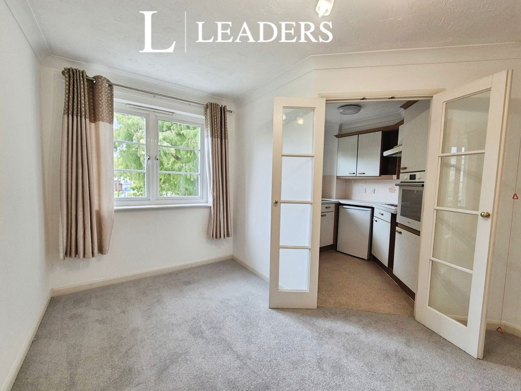 Property photo 3 of 9 Pbox-Img.Jpg
