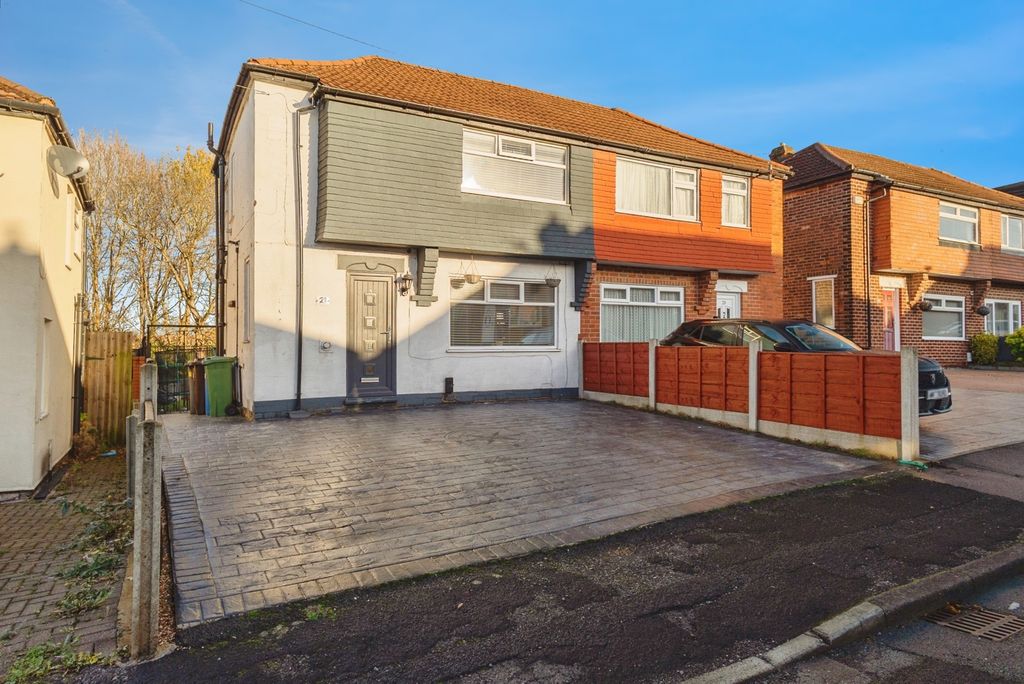 Property photo 1 of 18 Pbox-Img.Jpg