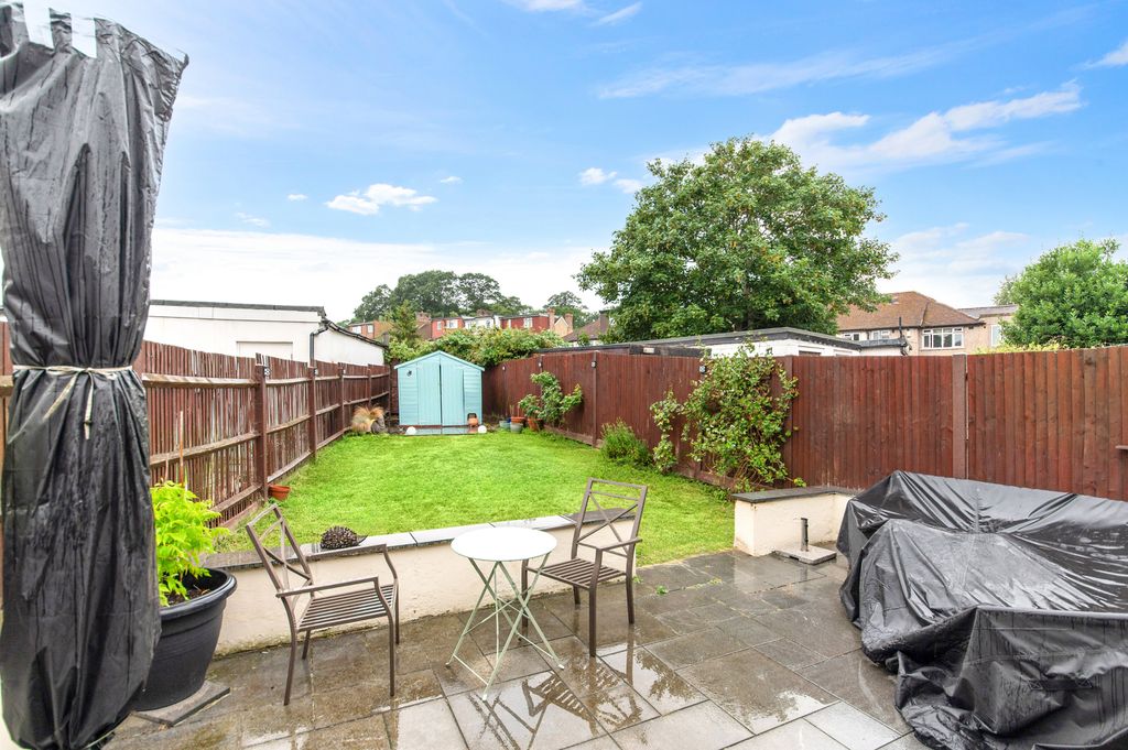 Property photo 3 of 25 Picture No. 28