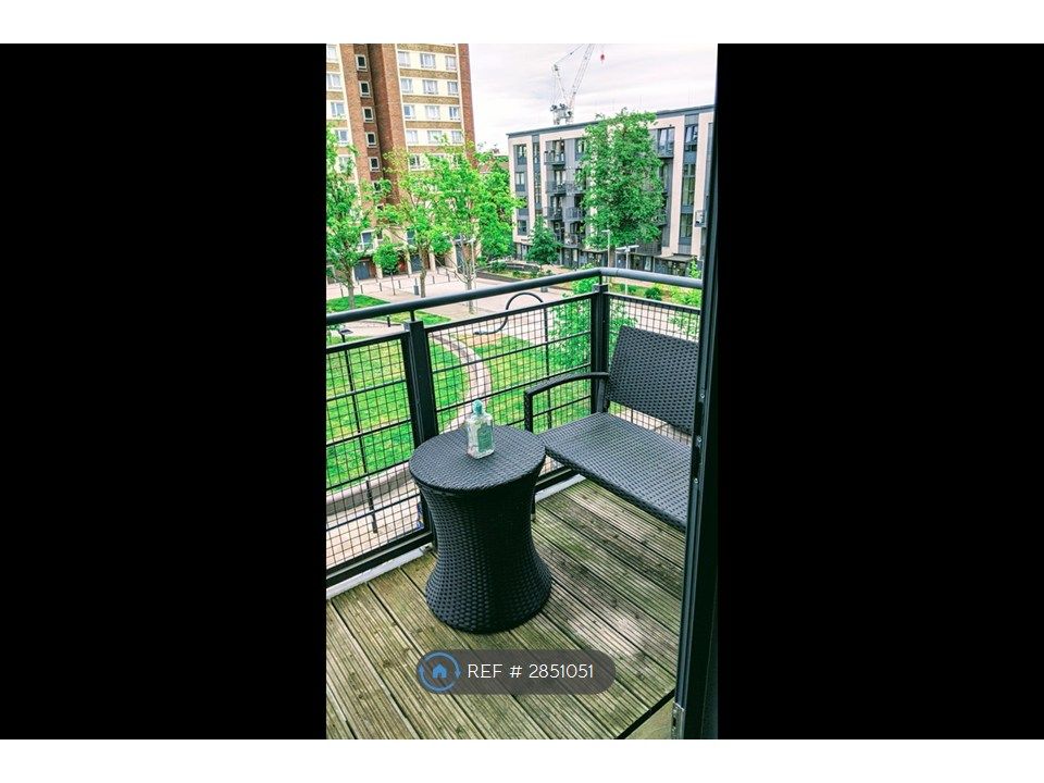 Property photo 3 of 8 Balcony