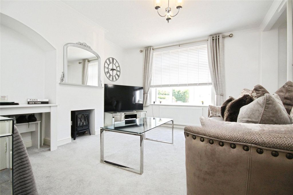 Property photo 2 of 10 Picture No. 13
