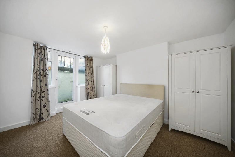 Property photo 3 of 7 Photo 3