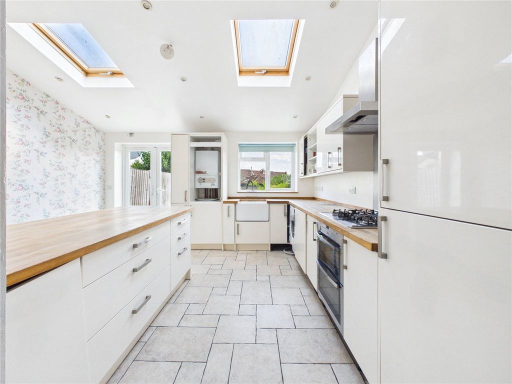 Property photo 2 of 21 Picture No. 09