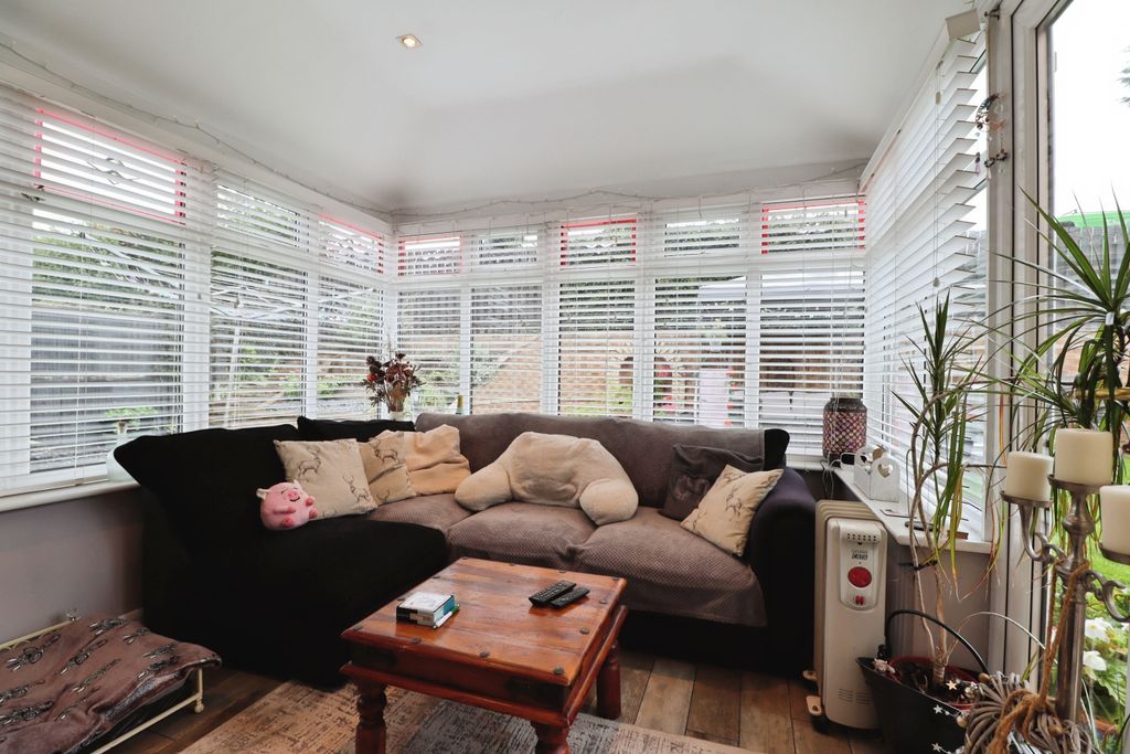 Property photo 3 of 24 Img_2554