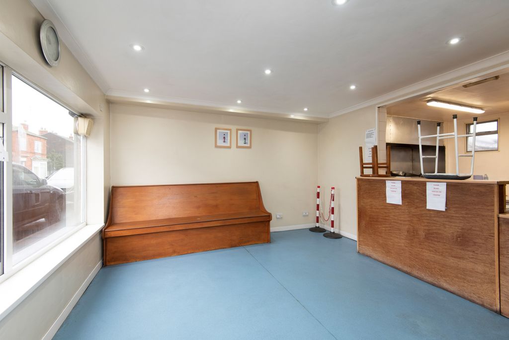 Property photo 2 of 13