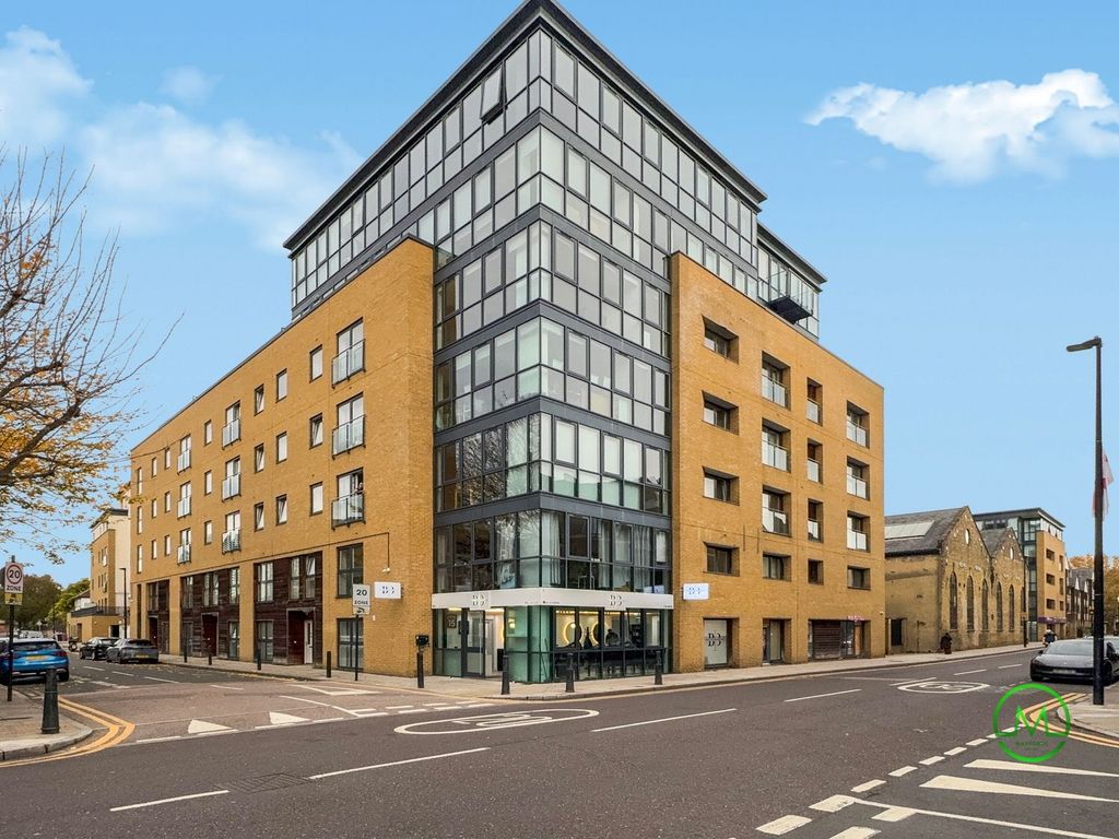 Property photo 2 of 18 Exterior