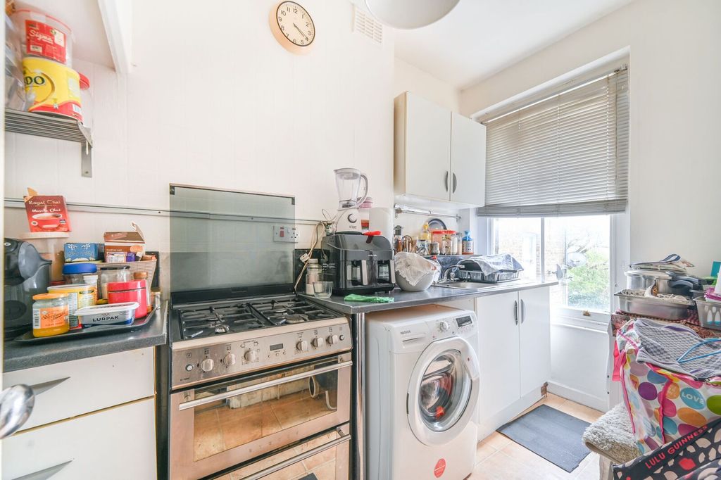 Property photo 2 of 5