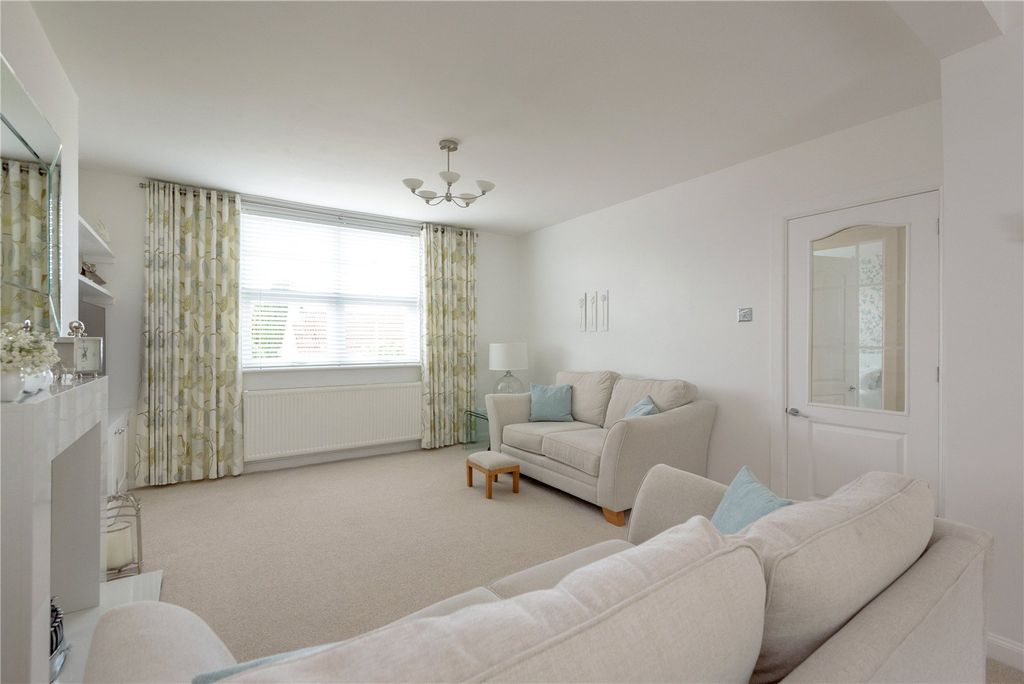 Property photo 3 of 24 John Knox Road21