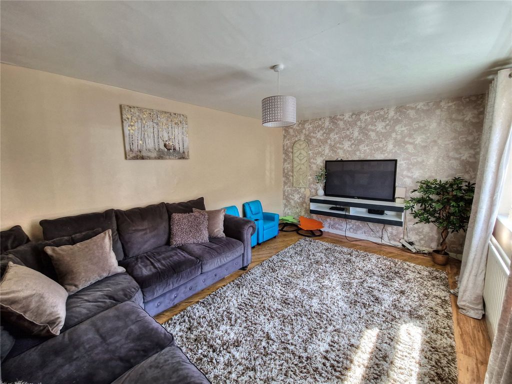 Property photo 2 of 8 Picture No. 07