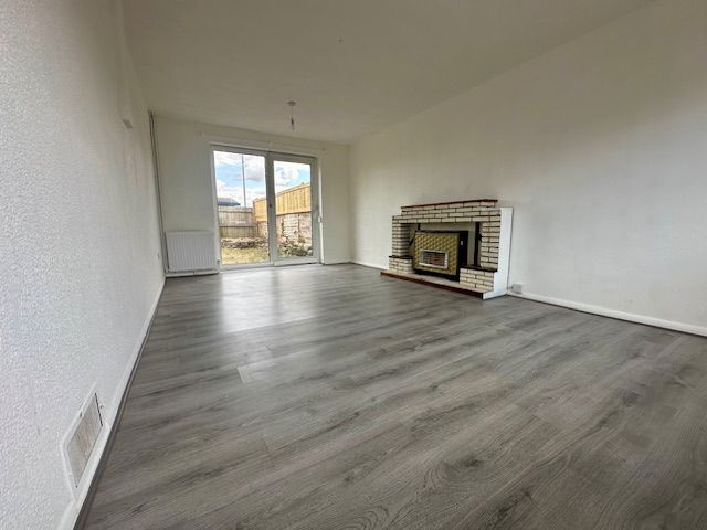 Property photo 2 of 13 Image