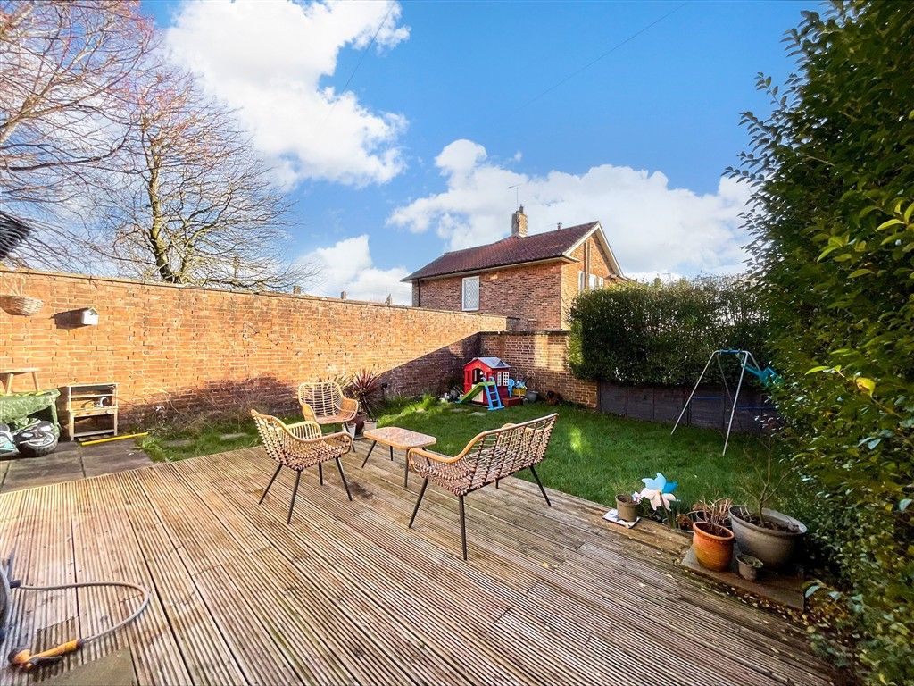 Property photo 2 of 13 Garden