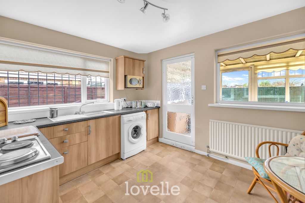 Property photo 3 of 23