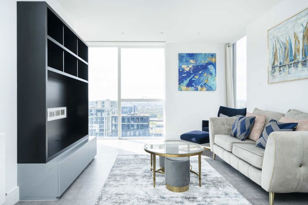 Property photo 3 of 9