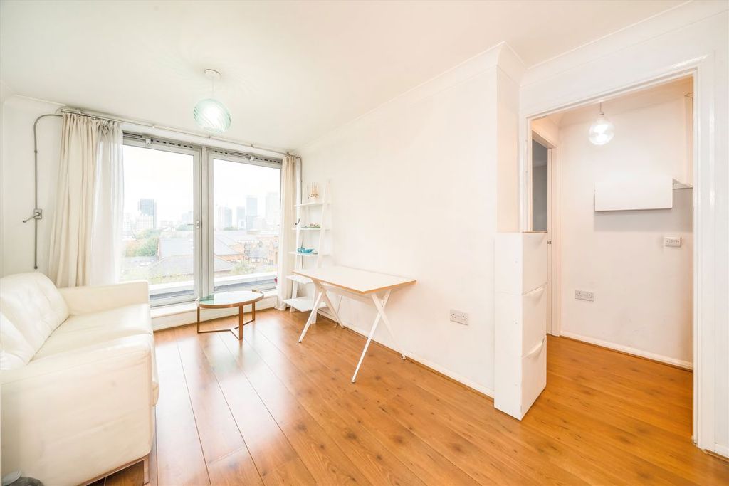 Property photo 2 of 4