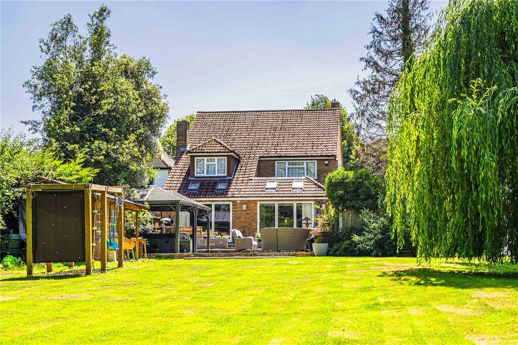 Property photo 1 of 31 Picture No. 08