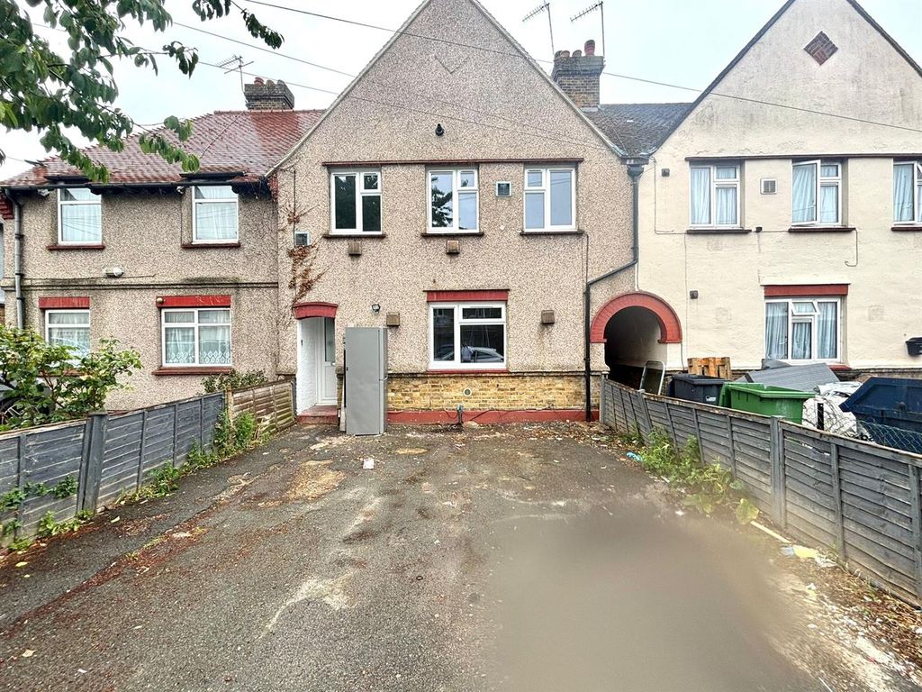 Property photo 1 of 10 External.Jpeg