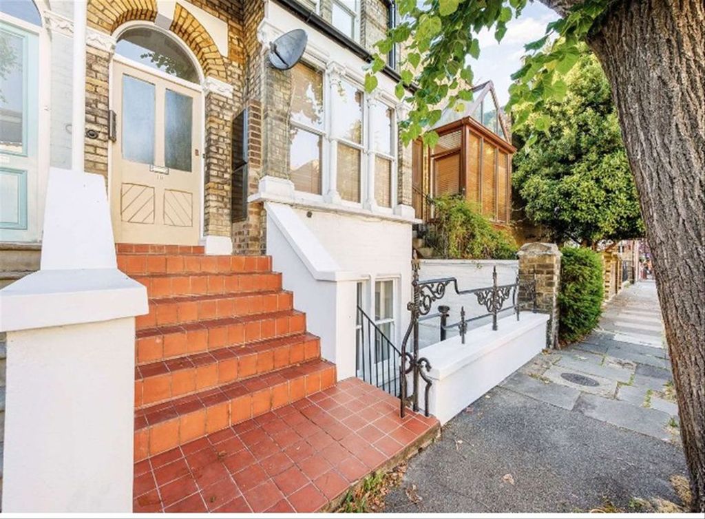 Property photo 1 of 5
