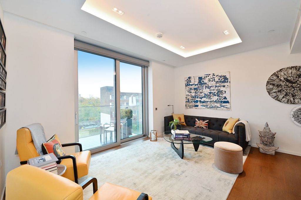 Property photo 3 of 21