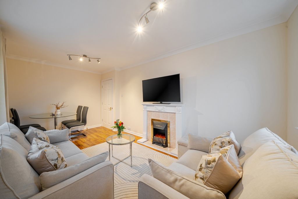 Property photo 2 of 21 1386987-14-6943F9...