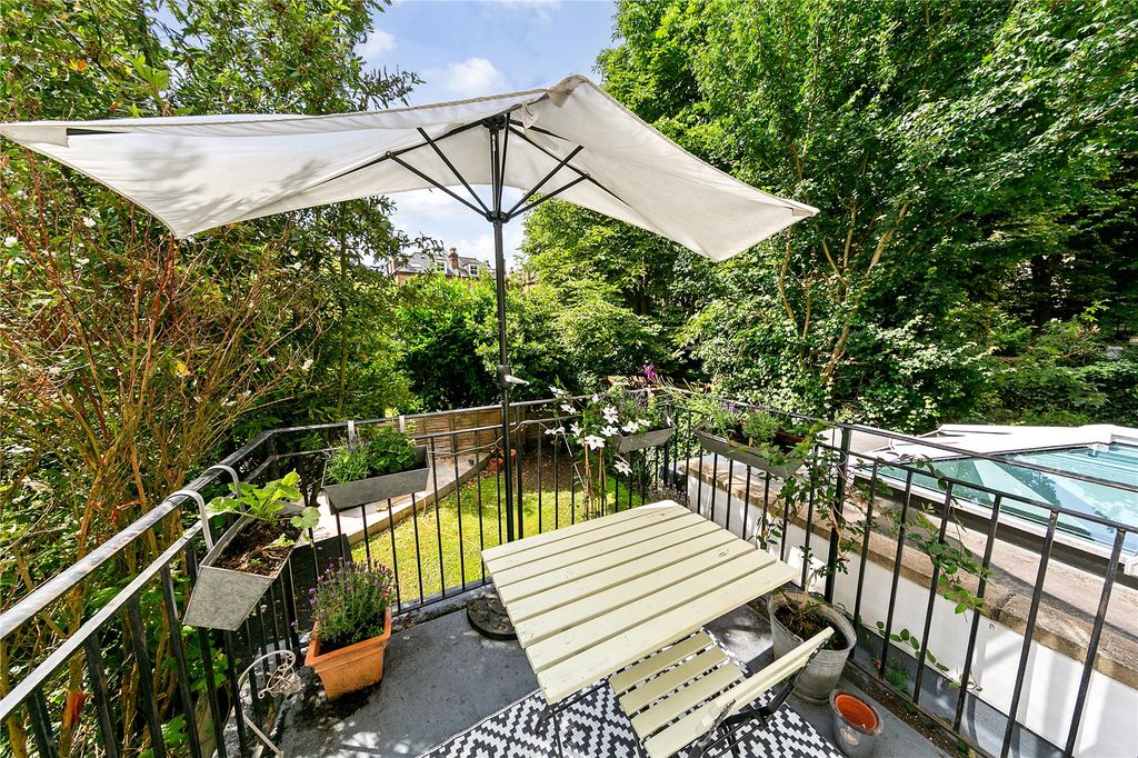 Property photo 1 of 9 Picture No. 06