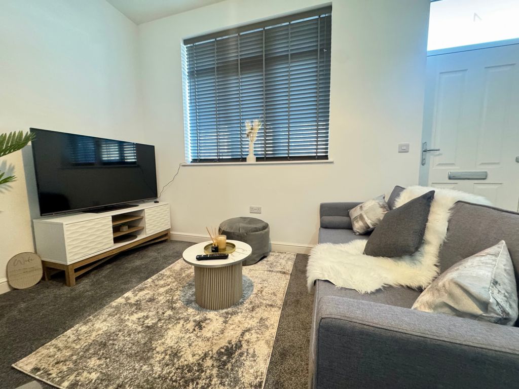 Property photo 3 of 14 Image