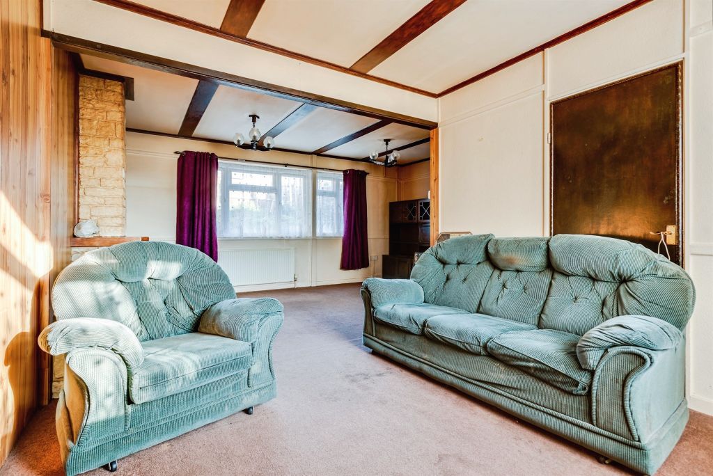 Property photo 3 of 13