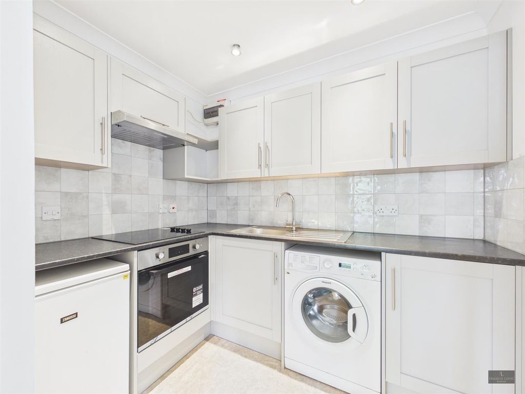 Property photo 2 of 6 Cam02887G0-Pr0710-Still002.Jpg