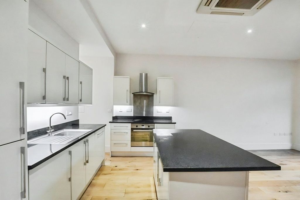 Property photo 3 of 6 Photo 3