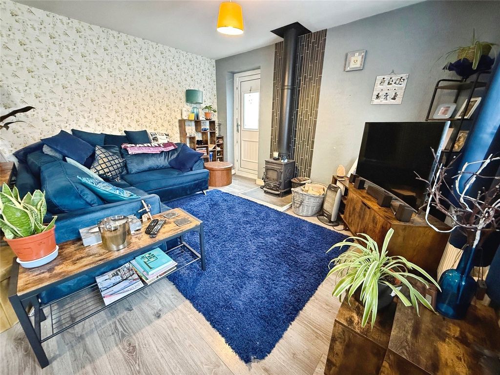 Property photo 2 of 15 Open Plan Living