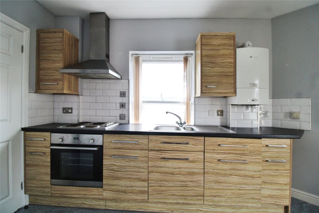 Property photo 3 of 8 Picture No. 01