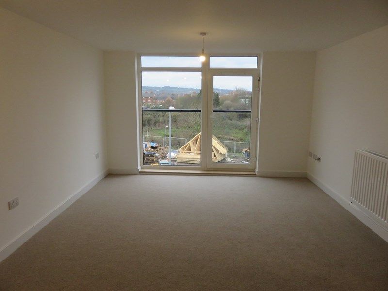Property photo 3 of 13 Living Room