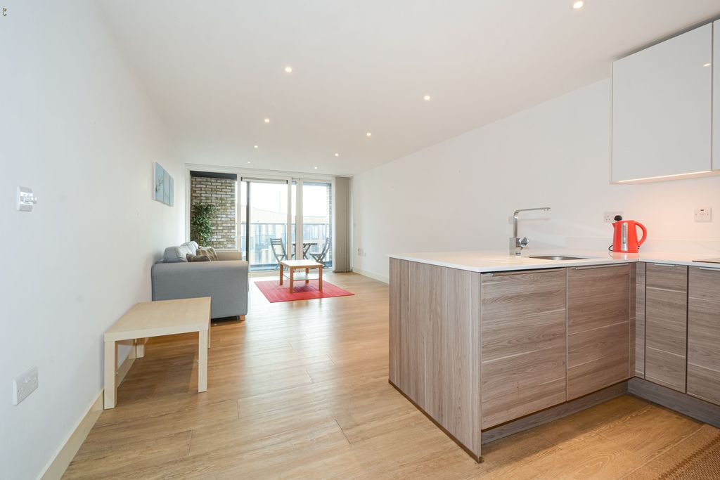 Property photo 1 of 16 K6Zoua9A