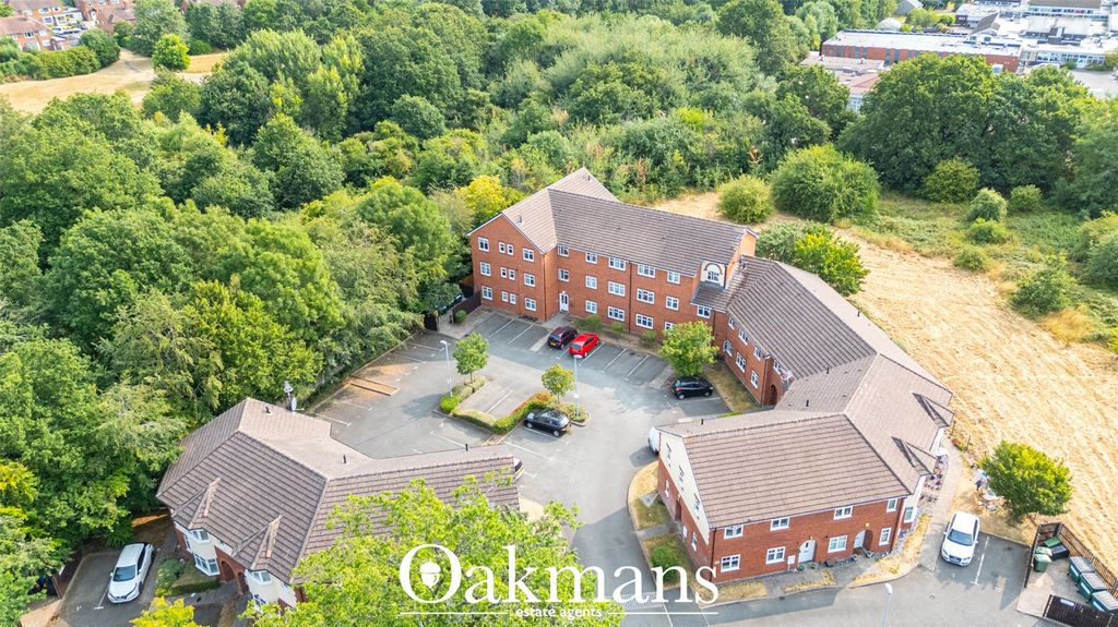 Property photo 2 of 14 Picture No. 29